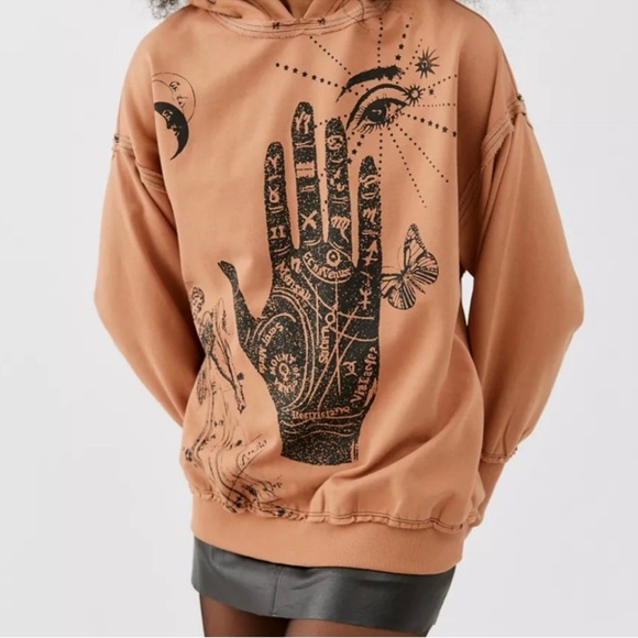 Urban Outfitters Hoodie 💄💋 - Picture 5 of 11